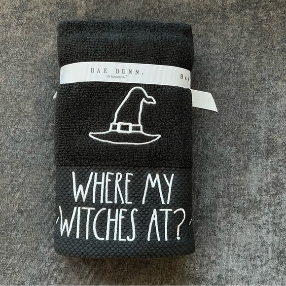 NWT Rae Dunn Embroidered ‘Where My Witches At?’ Hand Towels Set of 2 - Picture 6 of 8